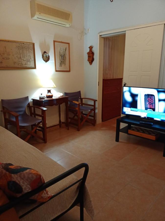 Lefteris Beautiful Aegina Villa Eksteriør bilde